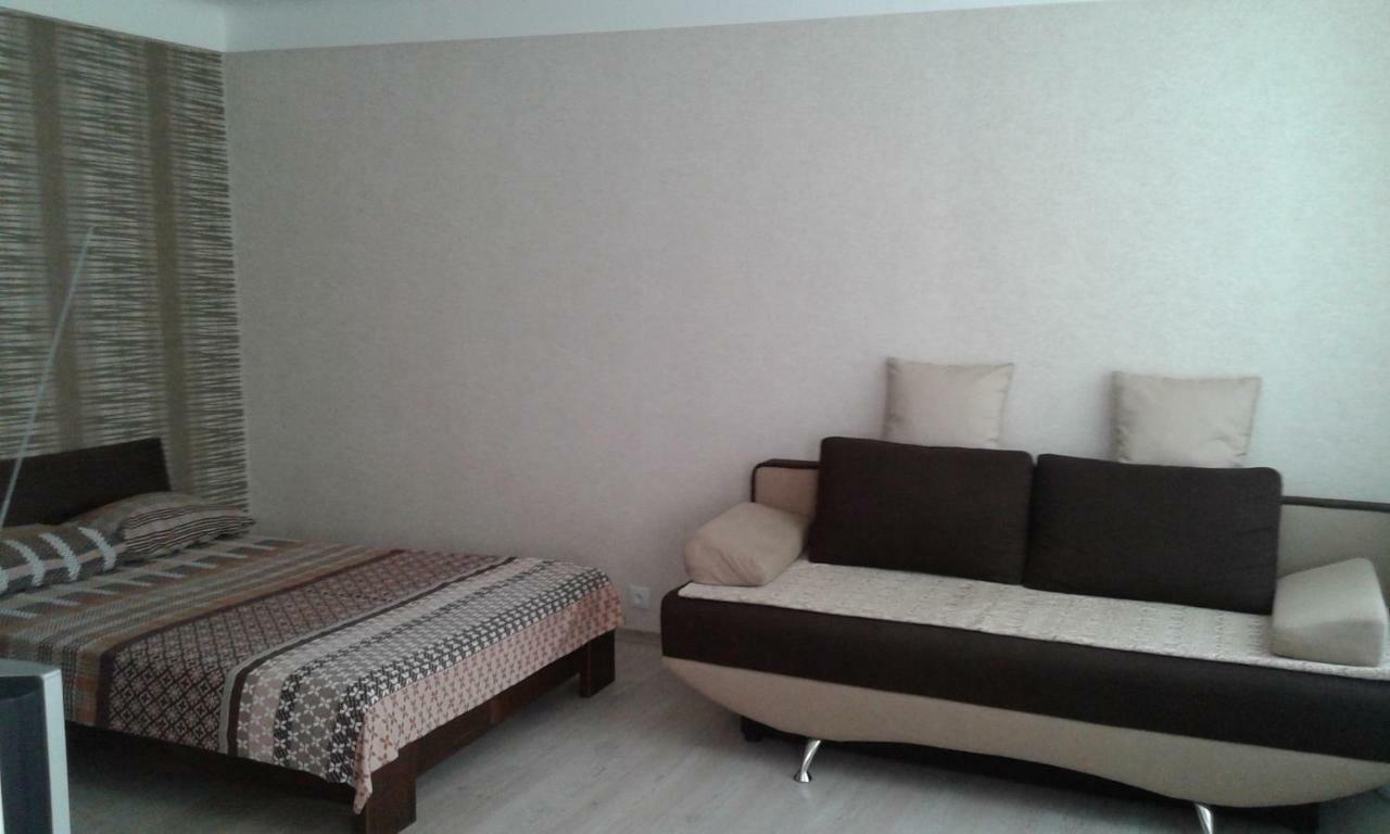 1 Ком. Кв Студио В Центре Запорожья Zaporizhia Buitenkant foto